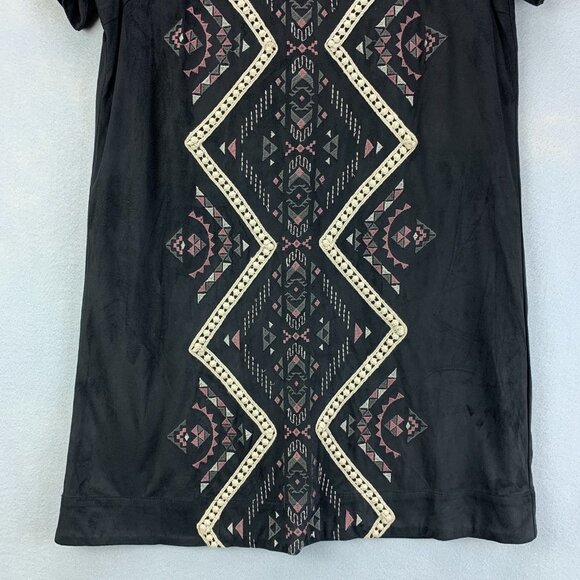 Miss Me‎ Dress Womens Medium Shift Black Faux Suede Embroidered Short Sleeve - Picture 3 of 15